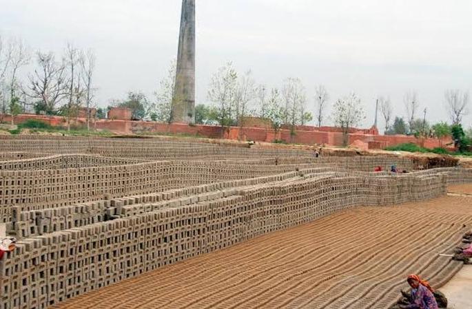  Brick kilns closed after two months | दोन महिन्यानंतर होणार मातीच्या वीटभट्ट्या बंद