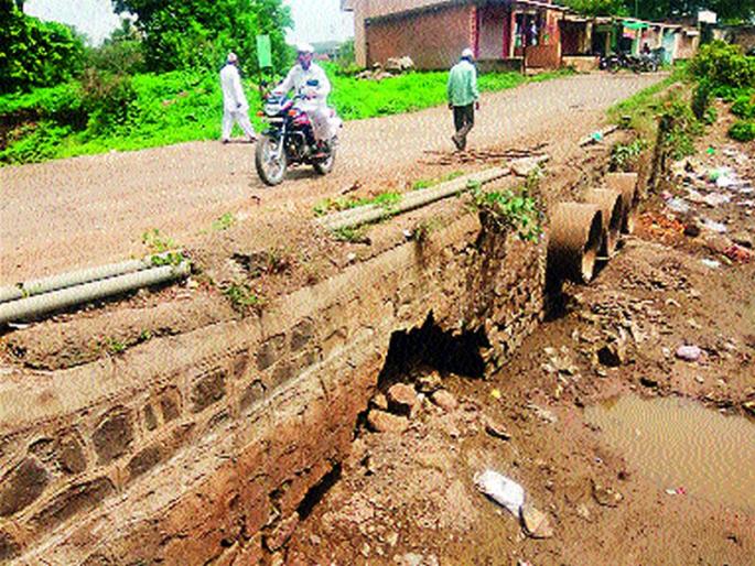 Parbhani: Two bridges will be spent on Godavari for 34 crore | परभणी : गोदावरीवर ३४ कोटी खर्चून होणार दोन पूल