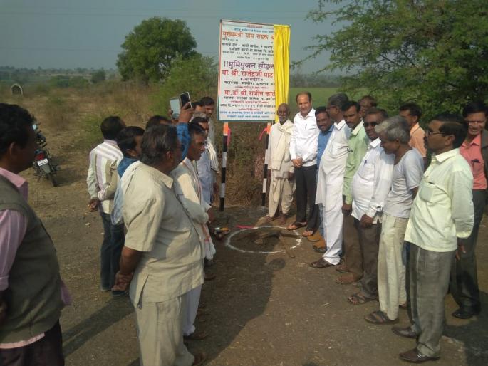 bridge will built on Adan River | वाकी-वाघोळा दरम्यान अडाण नदीवर होणार पूल bridge will built on Adan River | वाकी-वाघोळा दरम्यान अडाण नदीवर होणार पूल