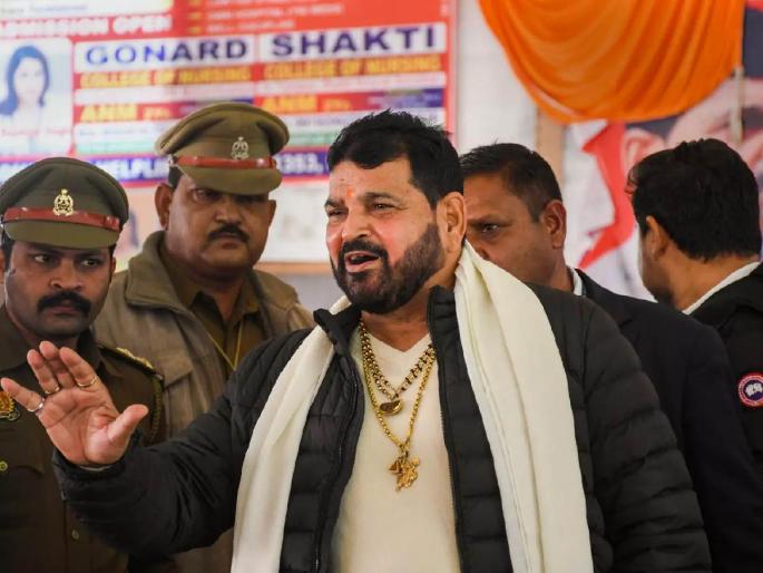 wrestlers protest brij bhushan sharan singh 2 fir demands for sexual favours molestation | चुकीच्या पद्धतीने स्पर्श केला, ब्रिजभूषण सिंह यांच्यावर दाखल एफआयआरमध्ये आरोप काय आहेत? wrestlers protest brij bhushan sharan singh 2 fir demands for sexual favours molestation | चुकीच्या पद्धतीने स्पर्श केला, ब्रिजभूषण सिंह यांच्यावर दाखल एफआयआरमध्ये आरोप काय आहेत?