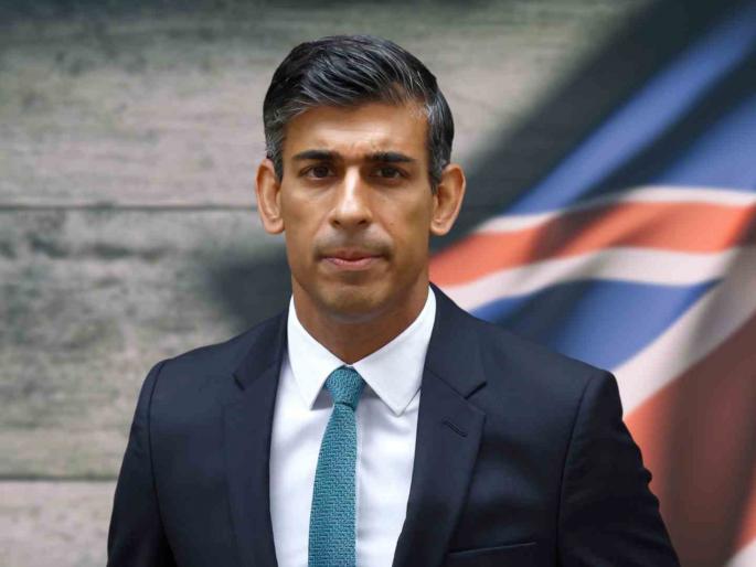 UK election live updates Labour Party wins enough seats to form majority government | ऋषी सुनक ब्रिटनच्या निवडणुकीत पराभवाच्या छायेत? लेबर पार्टीला मोठी आघाडी; मतमोजणी सुरू UK election live updates Labour Party wins enough seats to form majority government | ऋषी सुनक ब्रिटनच्या निवडणुकीत पराभवाच्या छायेत? लेबर पार्टीला मोठी आघाडी; मतमोजणी सुरू