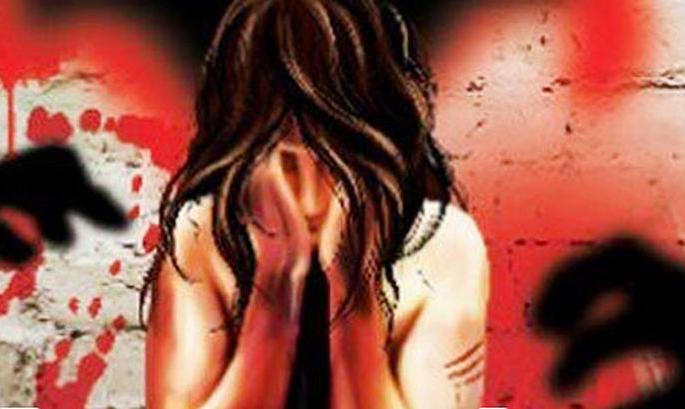 Raid on Brothel house; Two women arrested! | येवता येथील कुंटणखान्यावर छापा; दोन महिलांना अटक! Raid on Brothel house; Two women arrested! | येवता येथील कुंटणखान्यावर छापा; दोन महिलांना अटक!