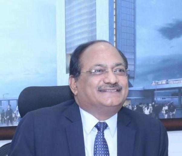 Mahametro's Dixit receives prestigious 'Construction World Person of the Year' award | महामेट्रोचे दीक्षित यांना मानाचा ‘कन्स्ट्रक्शन वर्ल्ड पर्सन ऑफ इयर’ पुरस्कार Mahametro's Dixit receives prestigious 'Construction World Person of the Year' award | महामेट्रोचे दीक्षित यांना मानाचा ‘कन्स्ट्रक्शन वर्ल्ड पर्सन ऑफ इयर’ पुरस्कार