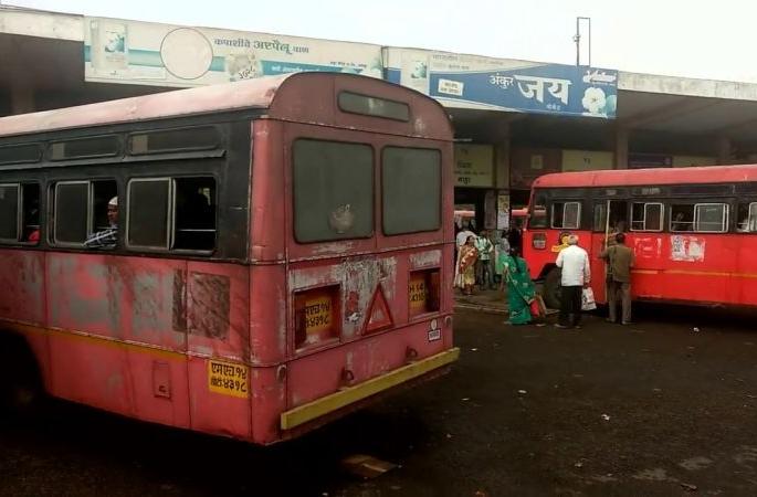 State Transport's Driver-conductor leave come to an end | चालक-वाहकांची सक्तीची रजा संपुष्टात