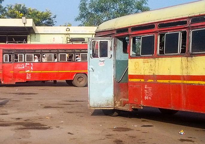 47 schedule of inter-district bus transport on second day too! | आंतरजिल्हा बस वाहतूकीचे दुसऱ्या दिवशीही ४७ शेड्यूल!