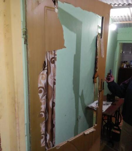 Post sharing using the profanity about the great man, stuck in front of the police station | महापुरुषाबद्दल अपशब्द वापरणारी पोस्ट शेअर, पोलीस ठाण्यासमोर ठिय्या