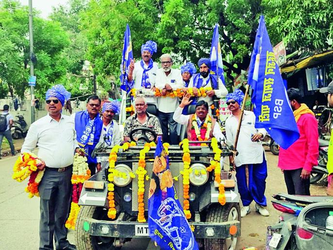 Maharashtra Assembly Election 2019: Suresh Sakhare rally for voters | Maharashtra Assembly Election 2019 : सुरेश साखरे यांचे रॅलीद्वारे मतदारांना साकडे  Maharashtra Assembly Election 2019: Suresh Sakhare rally for voters | Maharashtra Assembly Election 2019 : सुरेश साखरे यांचे रॅलीद्वारे मतदारांना साकडे