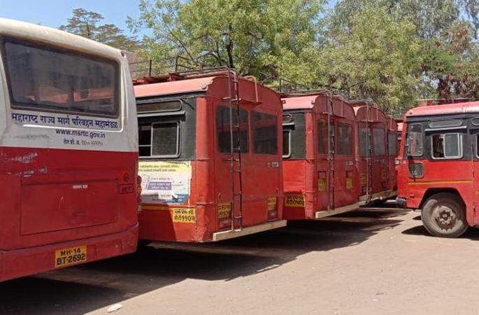 Coronavirus: MSRTC will be quiet 'bus', bus service in the state closed till March 31, says anil parab | Coronavirus: लाल परीही शांत 'बस'णार, राज्यातील बससेवा 31 मार्चपर्यंत बंद