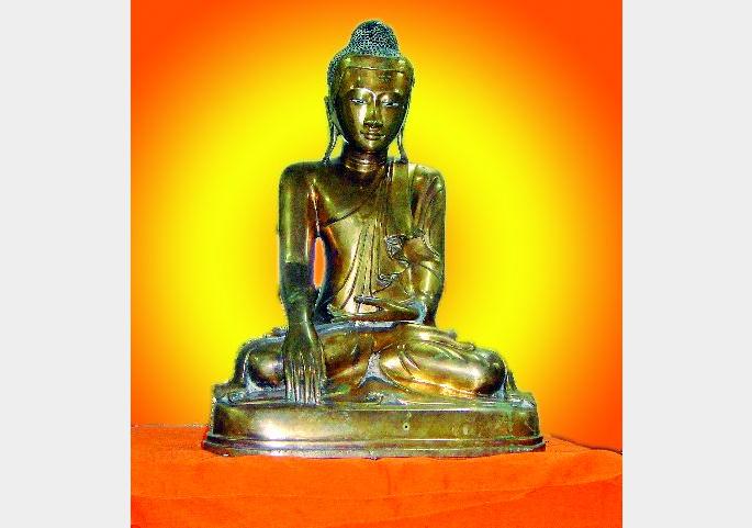 Dr. Babasaheb ambedkar arranged Buddha statue for dhamma ceremony | ...अन् रातोरात डॉ. बाबासाहेबांनी केली बुद्ध मूर्तीची सोय Dr. Babasaheb ambedkar arranged Buddha statue for dhamma ceremony | ...अन् रातोरात डॉ. बाबासाहेबांनी केली बुद्ध मूर्तीची सोय