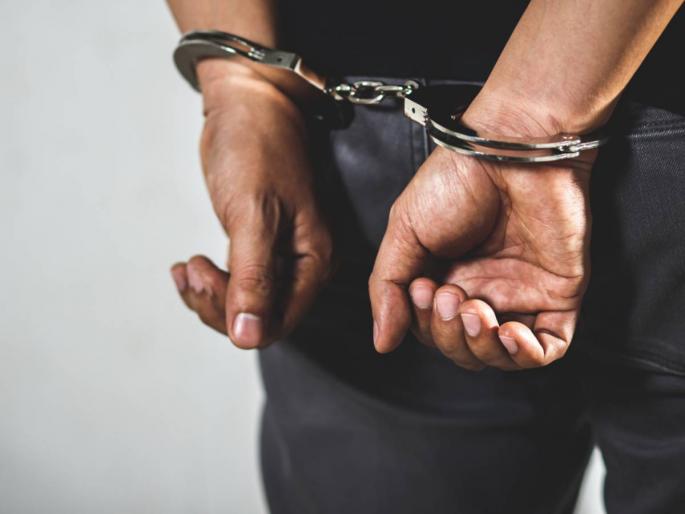 Two thieves arrested from Satifail, city police action | सतीफैलातून दोन चोरट्यांना अटक, शहर पोलिसांची कारवाई Two thieves arrested from Satifail, city police action | सतीफैलातून दोन चोरट्यांना अटक, शहर पोलिसांची कारवाई