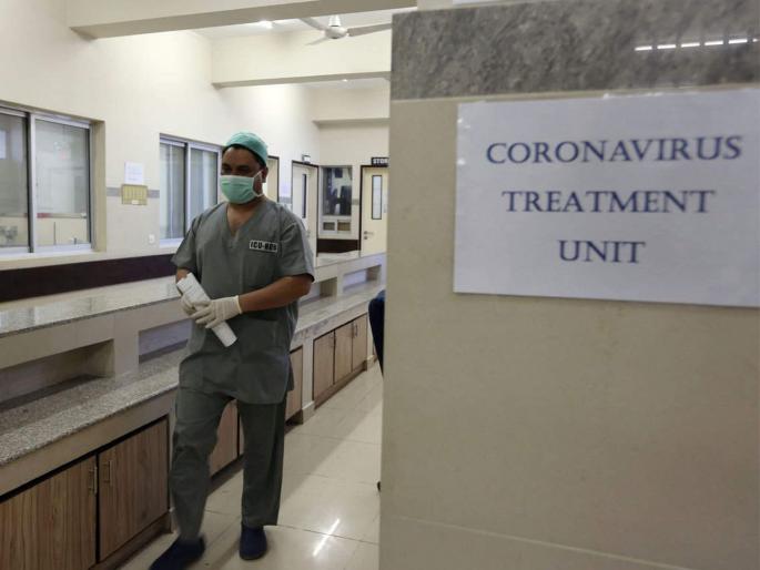 corona patient not got lunch in buldhana covid center | जेवण न मिळाल्याने पाॅझिटिव्ह रुग्णांचा संताप; शेगाव कोविड सेंटरमधील धक्कादायक प्रकार corona patient not got lunch in buldhana covid center | जेवण न मिळाल्याने पाॅझिटिव्ह रुग्णांचा संताप; शेगाव कोविड सेंटरमधील धक्कादायक प्रकार