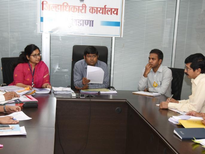 Medical facilities will also be provided at the polling station | मतदान केंद्रावर वैद्यकीय सुविधाही द्याव्या लागणार Medical facilities will also be provided at the polling station | मतदान केंद्रावर वैद्यकीय सुविधाही द्याव्या लागणार