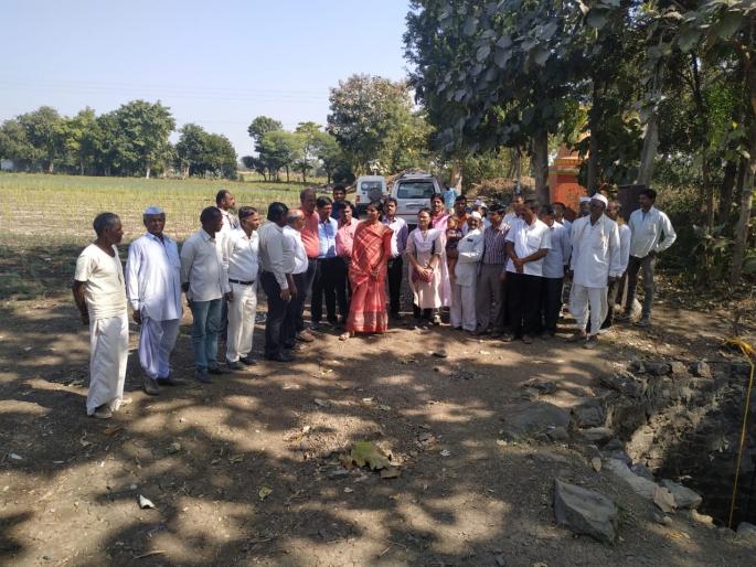 Karnataka, Jharkhand state takes cognizans of water conservation work of maharashtra | कर्नाटक, झारखंड राज्याने घेतली बुलडाण्यातील नदी खोलीकरणाची दखल Karnataka, Jharkhand state takes cognizans of water conservation work of maharashtra | कर्नाटक, झारखंड राज्याने घेतली बुलडाण्यातील नदी खोलीकरणाची दखल