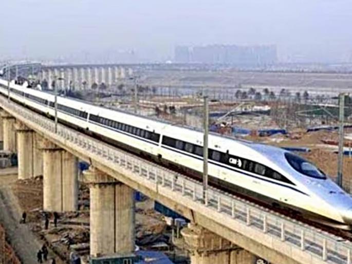 Bullet train will run from Mumbai by the end of 2028, Navi Mumbai airport will be a game changer; Chief Minister Fadnavis | बुलेट ट्रेन २०२८ अखेरीस मुंबईतून धावणार सुसाट, नवी मुंबई विमानतळ गेम चेंजर ; मुख्यमंत्री फडणवीस