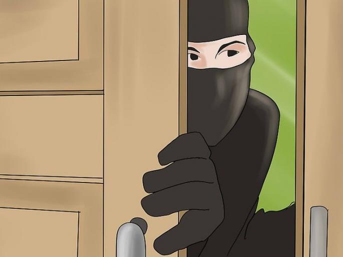 Burglary in Mehkar; one lakh 88 thousand worth of gold stolen | भरदिवसा घरफोडी; एक लाख ८८ हजारांचा ऐवज लंपास Burglary in Mehkar; one lakh 88 thousand worth of gold stolen | भरदिवसा घरफोडी; एक लाख ८८ हजारांचा ऐवज लंपास