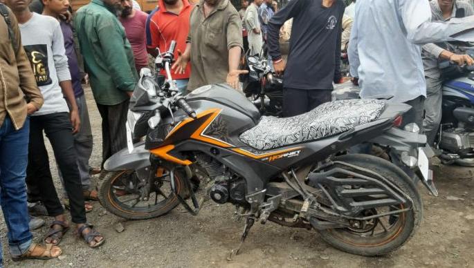 Bike rider killed in bus accident | बसच्या धडकेत दुचाकीस्वार ठार