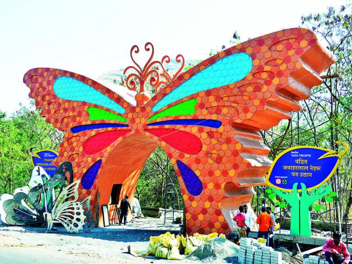 Raj Thackeray's dream project 'Ledger Show' will start from tomorrow | राज ठाकरे यांच्या ड्रीम प्रोजेक्टमधील बंद पडलेला ‘लेझर शो’ उद्यापासून होणार सुरू Raj Thackeray's dream project 'Ledger Show' will start from tomorrow | राज ठाकरे यांच्या ड्रीम प्रोजेक्टमधील बंद पडलेला ‘लेझर शो’ उद्यापासून होणार सुरू