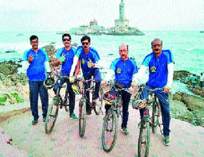 Bicycle journey from Karnal to Kanyakumari successful | कर्नाळ ते कन्याकुमारी सायकल सफर यशस्वी -: जिगरबाजांची किमया Bicycle journey from Karnal to Kanyakumari successful | कर्नाळ ते कन्याकुमारी सायकल सफर यशस्वी -: जिगरबाजांची किमया
