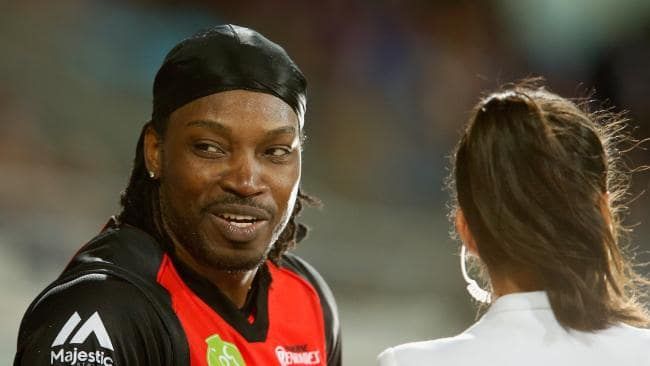 Chris Gayle lashes after half century ; Serious accusations made against team owners | धमाकेदार फटकेबाजीनंतर ख्रिस गेल मैदानाबाहेरही बरसला; संघ मालकांवर केले गंभीर आरोप