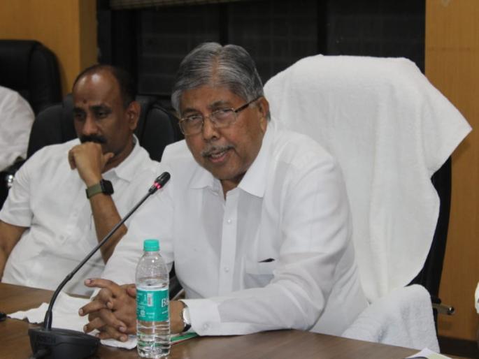 The university will pay the fees of tertiary students Chandrakant Patil | तृतीयपंथी विद्यार्थ्यांचे शुल्क विद्यापीठ भरणार - चंद्रकांत पाटील The university will pay the fees of tertiary students Chandrakant Patil | तृतीयपंथी विद्यार्थ्यांचे शुल्क विद्यापीठ भरणार - चंद्रकांत पाटील