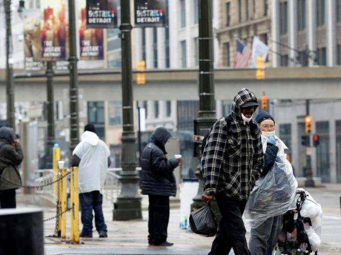 Coronavirus: Restrictions in two states due to increased infection in the United States; Order to close the bar | Coronavirus: अमेरिकेत संसर्ग वाढल्याने दोन प्रांतांत पुन्हा निर्बंध; बार बंद करण्याचे आदेश Coronavirus: Restrictions in two states due to increased infection in the United States; Order to close the bar | Coronavirus: अमेरिकेत संसर्ग वाढल्याने दोन प्रांतांत पुन्हा निर्बंध; बार बंद करण्याचे आदेश