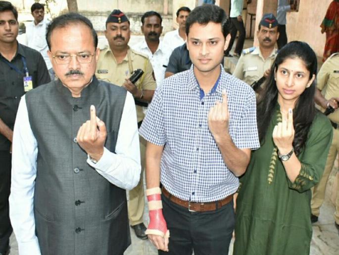 Average 5 percent voting in the first two hours | Dhule Municipal Election 2018 : पहिल्या दोन तासात सरासरी ५ टक्के मतदान