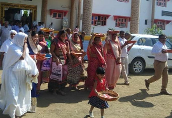 Flag hoisting in Vimalnath temple | विमलनाथ मंदिरात ध्वजारोहण