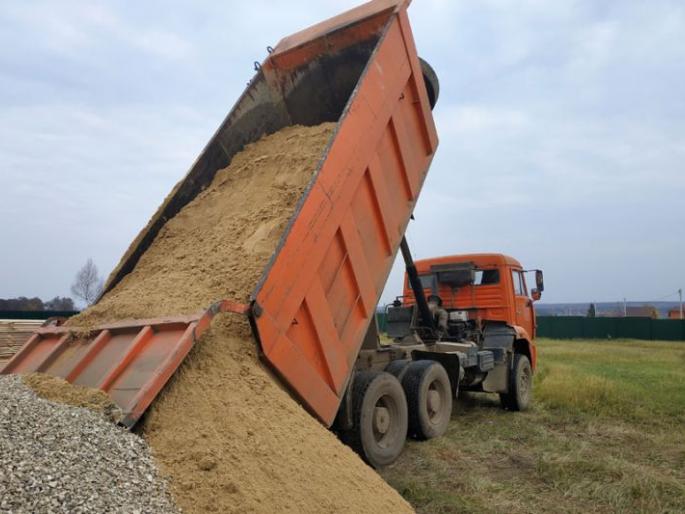 Use of vehicles of arrested NCP officials for sand and coal smuggling | राष्ट्रवादीच्या अटकेतील पदाधिकाऱ्याच्या वाहनांचा वाळू-कोळसा तस्करीत वापर Use of vehicles of arrested NCP officials for sand and coal smuggling | राष्ट्रवादीच्या अटकेतील पदाधिकाऱ्याच्या वाहनांचा वाळू-कोळसा तस्करीत वापर