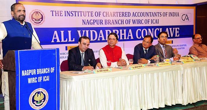 GST can be improved: Hansraj Ahir | जीएसटीत सुधारणा होऊ शकते : हंसराज अहीर GST can be improved: Hansraj Ahir | जीएसटीत सुधारणा होऊ शकते : हंसराज अहीर