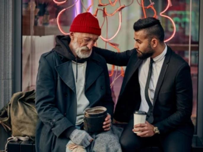 There is still a balance of goodness in the world; Don't believe? Read this story ... | अजूनही जगात चांगुलपणा शिल्लक आहे; विश्वास नाही? वाचा ही गोष्ट... There is still a balance of goodness in the world; Don't believe? Read this story ... | अजूनही जगात चांगुलपणा शिल्लक आहे; विश्वास नाही? वाचा ही गोष्ट...