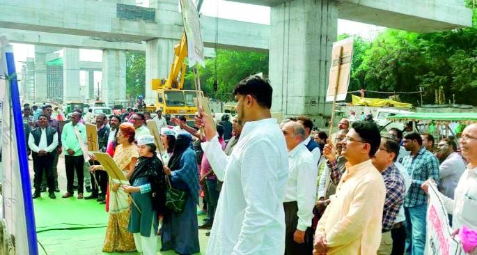 CAB Bill Strikes on Constitution Principles: Ganesh Devi | सीएबी विधेयकामुळे संविधानाच्या तत्वांना आघात : गणेश देवी