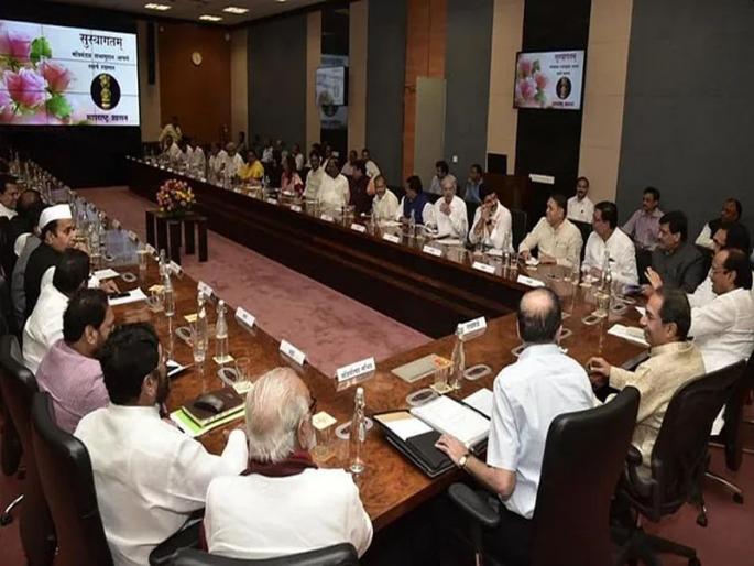 School students in the state will get free eyeglasses, a decision in the Cabinet meeting | राज्यातील शालेय विद्यार्थ्यांना मोफत चष्मे वाटणार, मंत्रिमंडळाच्या बैठकीत निर्णय School students in the state will get free eyeglasses, a decision in the Cabinet meeting | राज्यातील शालेय विद्यार्थ्यांना मोफत चष्मे वाटणार, मंत्रिमंडळाच्या बैठकीत निर्णय