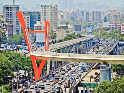 Cable stayed bridge final phase of the Santa Cruz Chembur Link Road Project will be put into service for passengers from today | उद्घाटन रखडलेला केबल स्टेड पूल आज मुंबईकरांच्या सेवेत! Cable stayed bridge final phase of the Santa Cruz Chembur Link Road Project will be put into service for passengers from today | उद्घाटन रखडलेला केबल स्टेड पूल आज मुंबईकरांच्या सेवेत!
