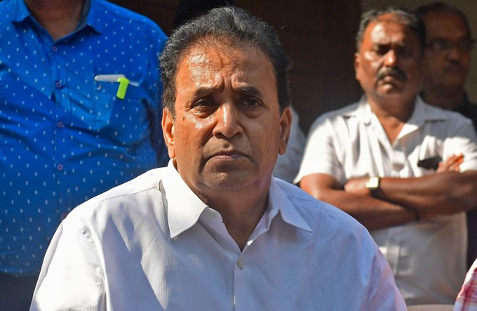 5th notice of ED to Anil Deshmukh, once again called for inquiry | अनिल देशमुखांना ईडीची 5 व्यांदा नोटीस, पुन्हा एकदा चौकशीला बोलावले 5th notice of ED to Anil Deshmukh, once again called for inquiry | अनिल देशमुखांना ईडीची 5 व्यांदा नोटीस, पुन्हा एकदा चौकशीला बोलावले