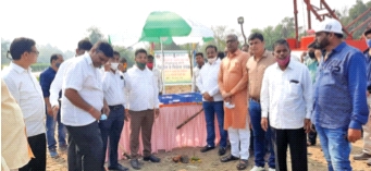 Farmers in the district should turn to commercial farming! | जिल्ह्यातील शेतकऱ्यांनी व्यावसायिक शेतीकडे वळावे !