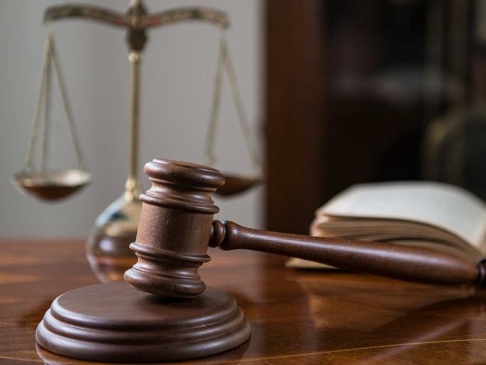 Contempt of High Court; Collector imprisoned | हायकोर्टाचा अवमान; जिल्हाधिकाऱ्यांना कैद