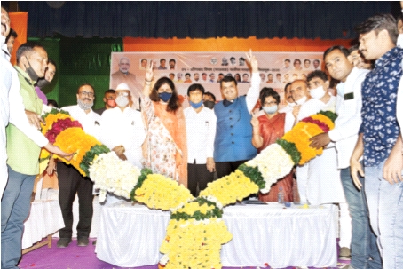 I'll be back ... but not in the morning! | मी पुन्हा येईन... पण पहाटे नाही!, देवेंद्र फडणवीसांना पुन्हा विश्वास I'll be back ... but not in the morning! | मी पुन्हा येईन... पण पहाटे नाही!, देवेंद्र फडणवीसांना पुन्हा विश्वास