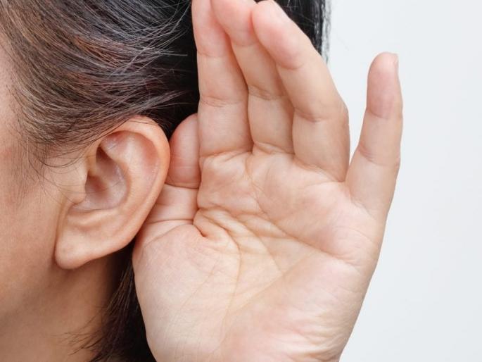 The symptoms of corona patients now include deafness pdc | कोरोना रुग्णांच्या लक्षणांमध्ये आता कर्णबधितरतेची पडली भर The symptoms of corona patients now include deafness pdc | कोरोना रुग्णांच्या लक्षणांमध्ये आता कर्णबधितरतेची पडली भर