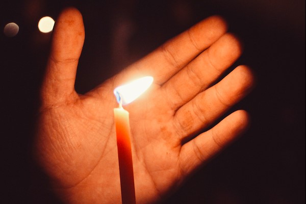 The younger dies in the shock of the death of the older brother | मोठ्या भावाच्या मृत्यूच्या धक्क्याने धाकट्याचा मृत्यू The younger dies in the shock of the death of the older brother | मोठ्या भावाच्या मृत्यूच्या धक्क्याने धाकट्याचा मृत्यू