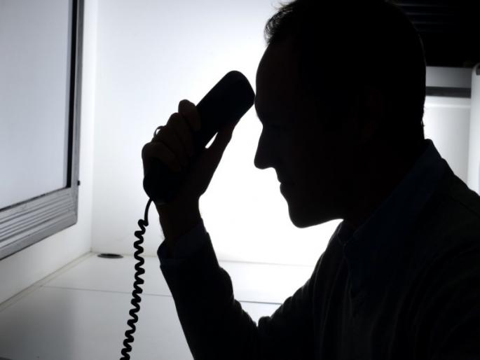 Filed a complaint against caller who called on the Chief Minister's helpline for fake complaint | मुख्यमंत्र्यांच्या हेल्पलाईनवर खोटी तक्रार करणाऱ्याविरोधात तक्रार दाखल 