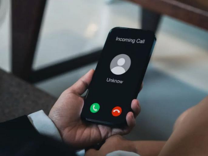 Show the real name of the caller, turn on the service; Department of Telecommunications orders telecom companies | कॉलरचे खरेखुरे नाव दाखवा, सेवा ऑन करा; दूरसंचार विभागाचे टेलिकॉम कंपन्यांना आदेश Show the real name of the caller, turn on the service; Department of Telecommunications orders telecom companies | कॉलरचे खरेखुरे नाव दाखवा, सेवा ऑन करा; दूरसंचार विभागाचे टेलिकॉम कंपन्यांना आदेश