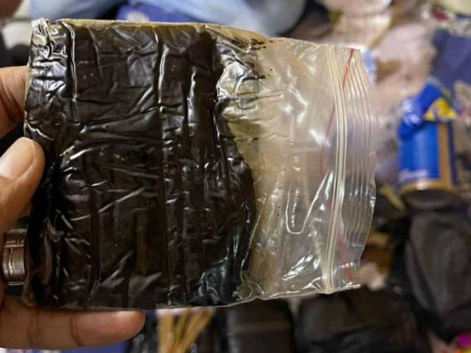 Cannabis, charas seized in Akola | अकोल्यात गांजा, चरस जप्त Cannabis, charas seized in Akola | अकोल्यात गांजा, चरस जप्त