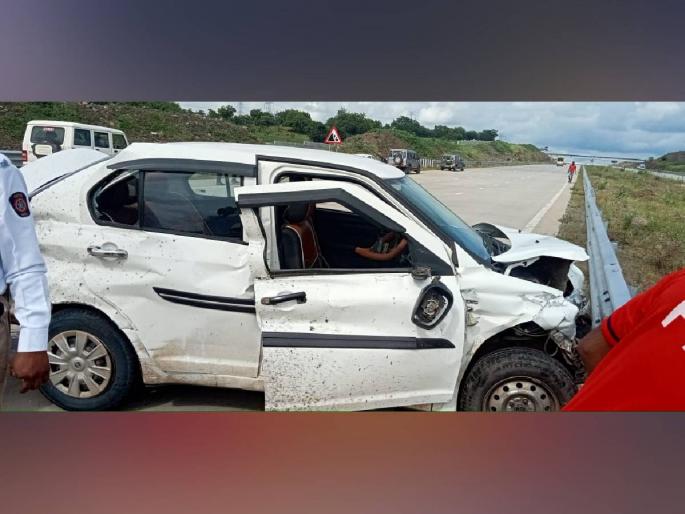 Car tires burst on 'Samriddhi'!, four injured in Chhatrapati Sambhajinagar accident | ‘समृद्धी’वर कारचे टायर फुटले!, अपघातात छत्रपती संभाजीनगरचे चौघे जखमी Car tires burst on 'Samriddhi'!, four injured in Chhatrapati Sambhajinagar accident | ‘समृद्धी’वर कारचे टायर फुटले!, अपघातात छत्रपती संभाजीनगरचे चौघे जखमी