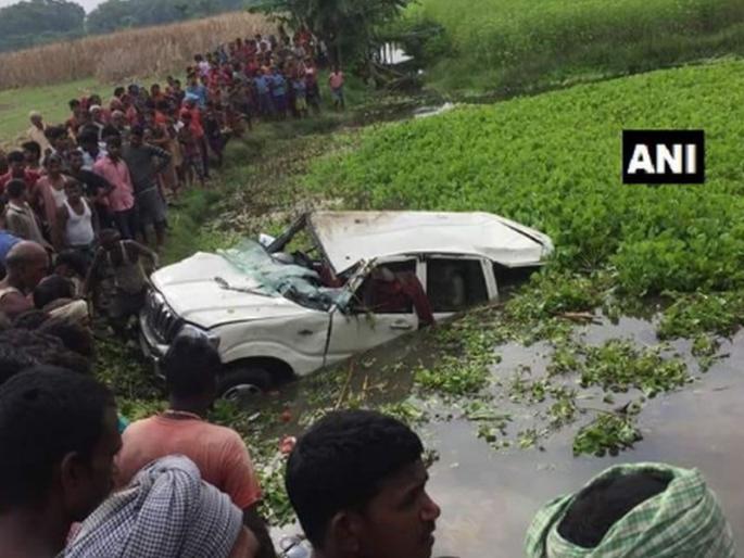 6 children dead after a car fell into a pond in ararriyas tarabadi in bihar | बिहारमध्ये तलावात कार कोसळून सहा मुलांचा मृत्यू 6 children dead after a car fell into a pond in ararriyas tarabadi in bihar | बिहारमध्ये तलावात कार कोसळून सहा मुलांचा मृत्यू
