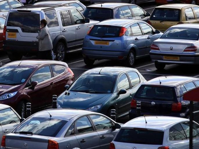 Consumed vehicles will be e-auctioned, 700 vehicles in 320 vehicles | जप्त वाहनांचा होणार ई-लिलाव, ७०० वाहनांमध्ये ३२० चारचाकी Consumed vehicles will be e-auctioned, 700 vehicles in 320 vehicles | जप्त वाहनांचा होणार ई-लिलाव, ७०० वाहनांमध्ये ३२० चारचाकी