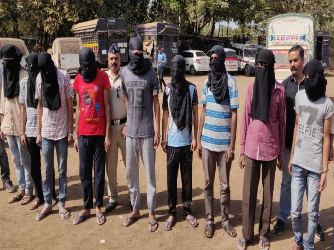 Thane police crackdown: Interstate gang robbery; 105 stolen vehicles seized | ठाणे पोलिसांची मोठी कारवाई : गाड्या चोरणाऱ्या आंतरराज्यीय टोळीचा पर्दाफाश; 105 चोरीच्या गाड्या जप्त 