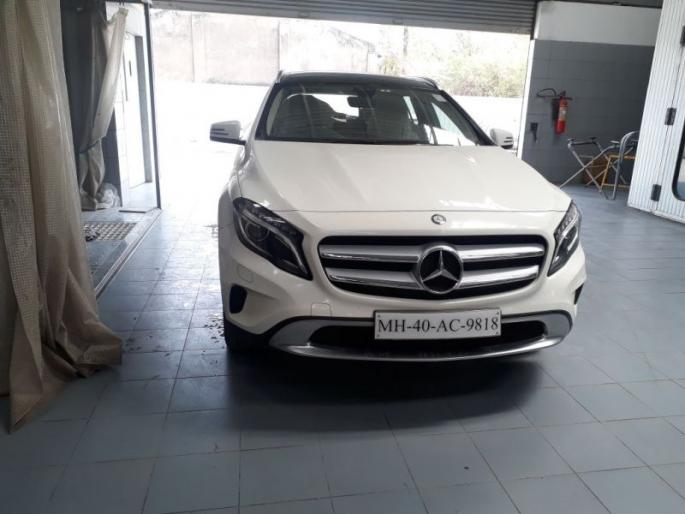 Senior Advocate's Mercedes Stolen: Events in Nagpur District Court premises | वरिष्ठ वकिलाची मर्सिडीज चोरीला : नागपूरच्या जिल्हा न्यायालय परिसरातील घटना Senior Advocate's Mercedes Stolen: Events in Nagpur District Court premises | वरिष्ठ वकिलाची मर्सिडीज चोरीला : नागपूरच्या जिल्हा न्यायालय परिसरातील घटना