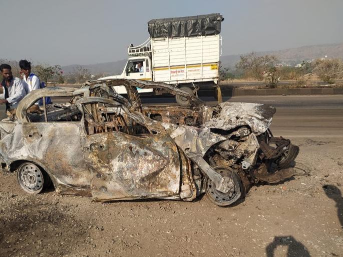 Three vehicle accident on Pune-Nashik National Highway; Car burns, three dead | पुणे-नाशिक राष्ट्रीय महामार्गावर तीन वाहनांचा भीषण अपघात; कार जळून खाक, तिघांचा मृत्यू
