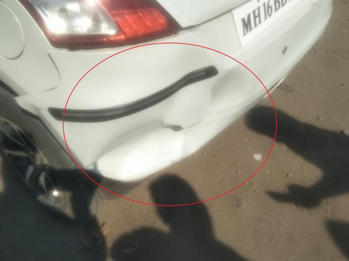 Two trucks hit by a drug addict in Shrigonda | नशेत तर्रर्र शिक्षकाने श्रीगोंद्यात ठोकरल्या दोन गाड्या Two trucks hit by a drug addict in Shrigonda | नशेत तर्रर्र शिक्षकाने श्रीगोंद्यात ठोकरल्या दोन गाड्या