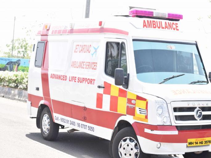 Covid Care Centers without ‘ Cardiac Ambulance’; Pimpri Municipal Corporation does not have a single 'Cardiac' ambulance | ‘अॅम्ब्युलन्स’विनाच कोविड केअर सेंटर्सचा डोलारा; पिंपरी महापालिकेकडे एकही 'कार्डियाक' रुग्णवाहिका नाही Covid Care Centers without ‘ Cardiac Ambulance’; Pimpri Municipal Corporation does not have a single 'Cardiac' ambulance | ‘अॅम्ब्युलन्स’विनाच कोविड केअर सेंटर्सचा डोलारा; पिंपरी महापालिकेकडे एकही 'कार्डियाक' रुग्णवाहिका नाही